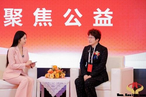 聚焦两会特别报道：罗鸣---以中医创新实践助力健康中国战略落地
