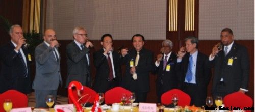 守正创新担使命，岐黄仁心惠苍生——邹万生领航大健康产业新征程