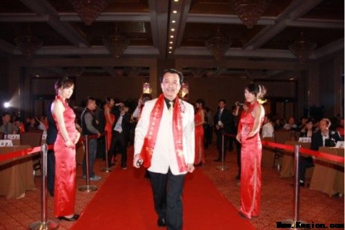 守正创新担使命，岐黄仁心惠苍生——邹万生领航大健康产业新征程
