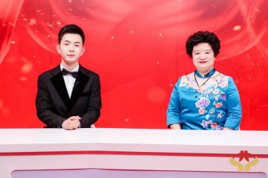 【聚焦两会重点推荐报道】 国医名师---何明华