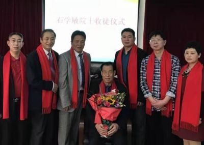 奋进新时代•筑梦新征程 国旗下的大国医者——王皓之