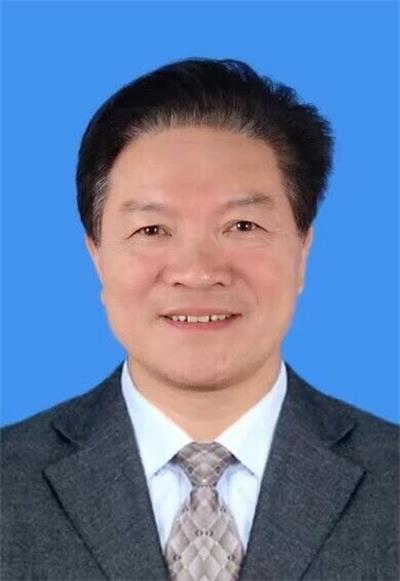 国医百科官网特别报道  《弘道堂用道家思维根治高血压》 ———陈球君博士