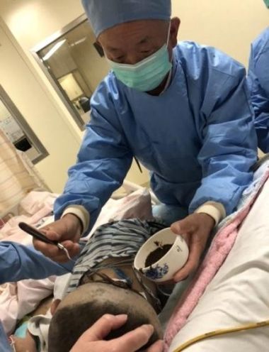 中国当代名医——陶长年